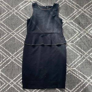 Ann Taylor Stretchy peplum dress 10